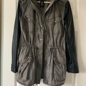 Aritzia cargo jacket with vegan leather sleeves